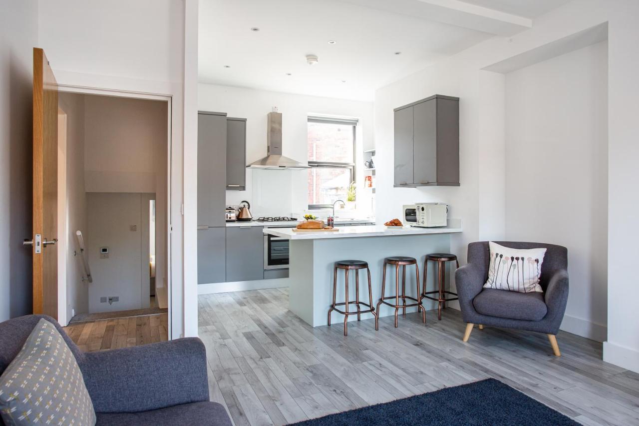 Modern Luxury Apartment, Sleeps 6, Best Location Belfast Eksteriør billede