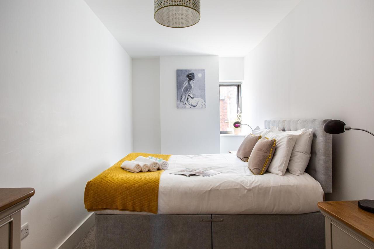 Modern Luxury Apartment, Sleeps 6, Best Location Belfast Eksteriør billede