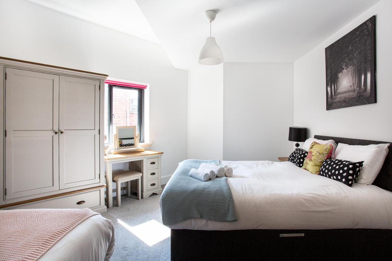 Modern Luxury Apartment, Sleeps 6, Best Location Belfast Eksteriør billede