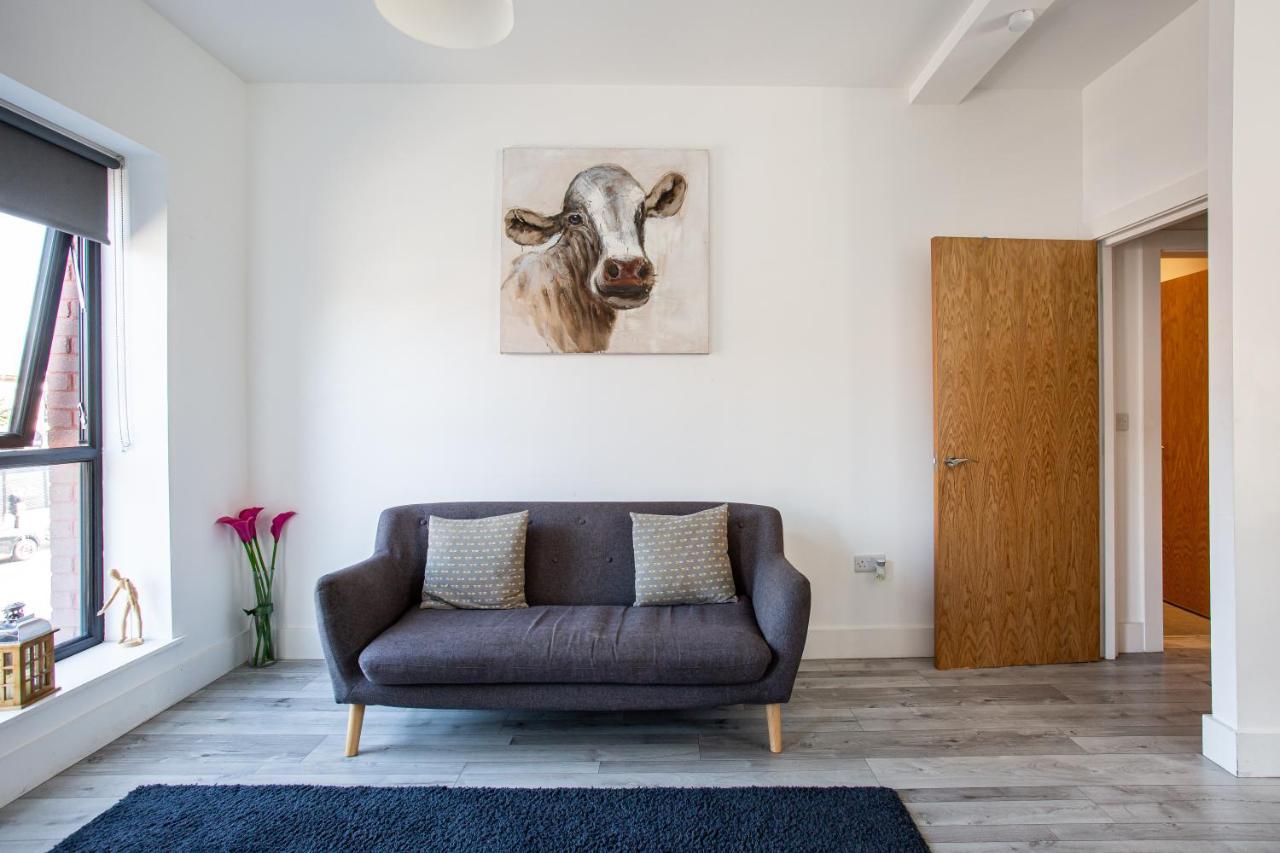 Modern Luxury Apartment, Sleeps 6, Best Location Belfast Eksteriør billede