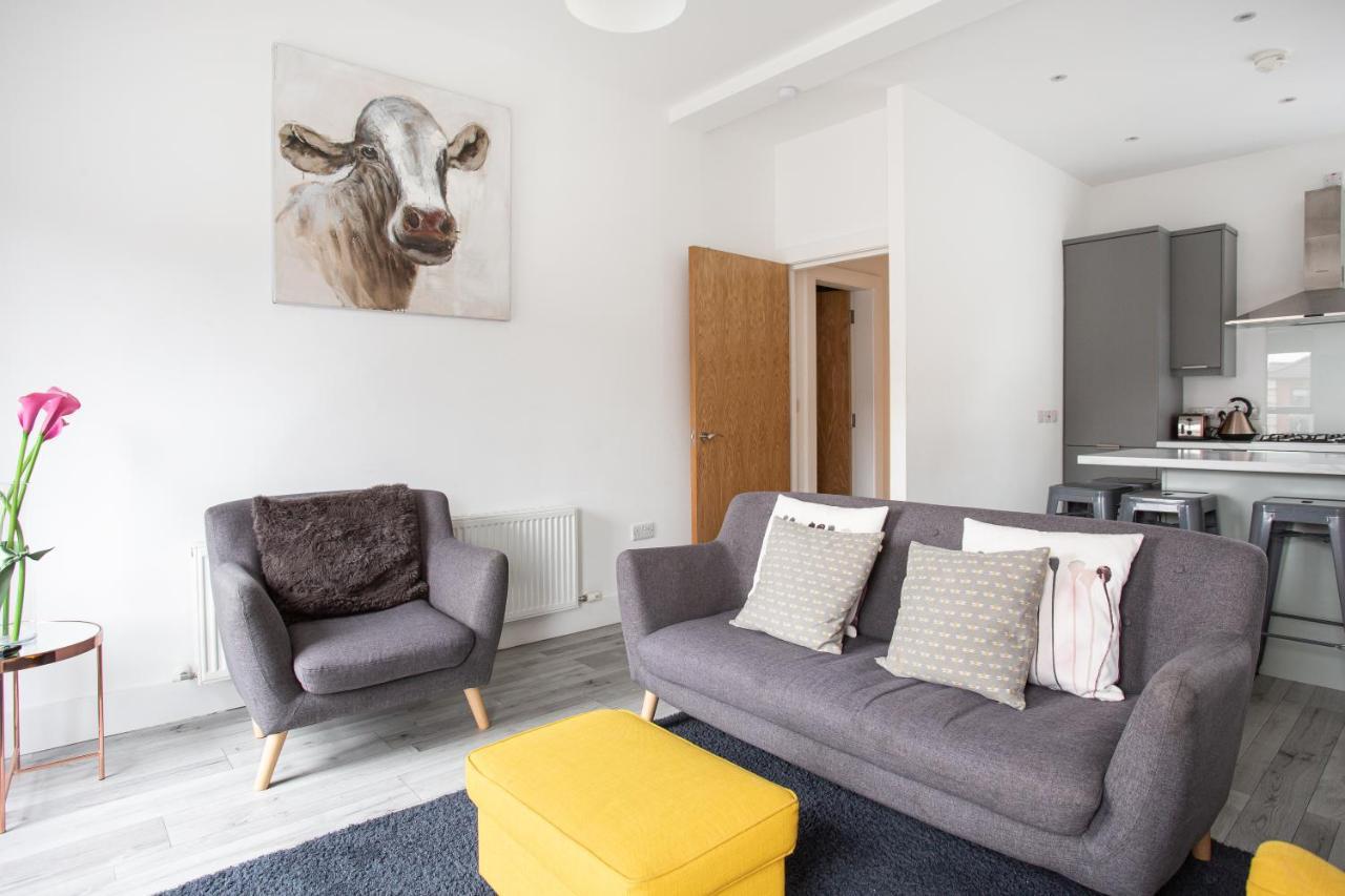 Modern Luxury Apartment, Sleeps 6, Best Location Belfast Eksteriør billede